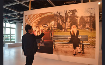 Livres et entrées pour le vernissage du World Press Photo