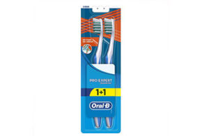 2 brosses à dents manuelles Oral-B Gratuites