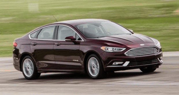 Concours gagnez 24 mois de location d'une Ford Fusion Hybride 2017