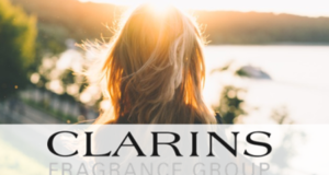 Un panier-cadeau de Clarins Fragrance Group de 200$