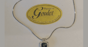 Un pendentif topaze mystic