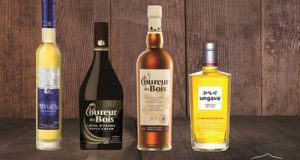 Panier cadeau du Domaine Pinnacle, alcools et produits du terroir