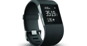 Trois Super Watch Fitbit Surge Fitness