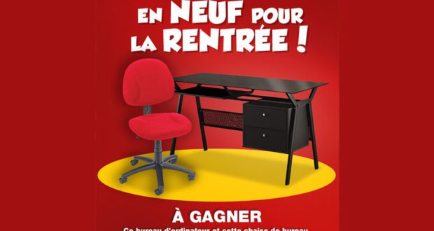 Un bureau d'ordinateur et une chaise de bureau