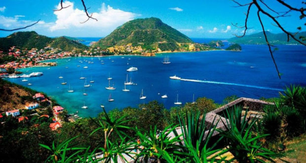 Voyage de 7 nuits pour 2 dans les Îles de Guadeloupe (7500$)