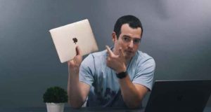 Un nouveau MacBook + Un ensemble Logitech
