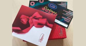 Certificats cadeaux resto pour 2 + billets de Cinéma