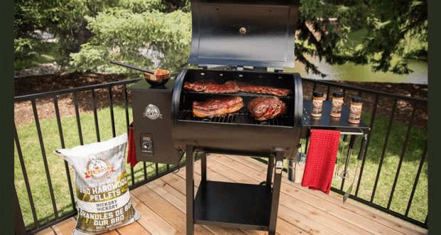 Gagnez le Pit Boss 700D Grill (549 $)