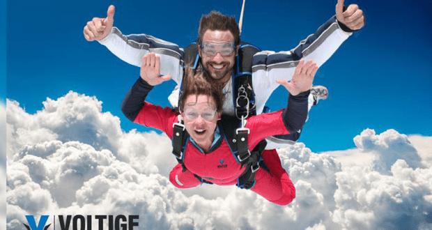 Saut en parachute en tandem chez Voltige