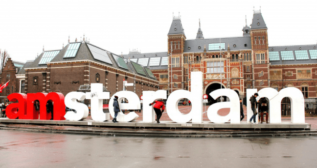 Voyage pour deux personnes à Amsterdam