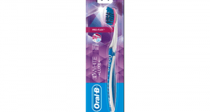 Obtenez 2 brosses à dents manuelles Oral-B GRATUITEMENT