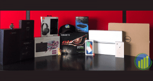 Un Macbook Air, un ordinateur portable Dell, Elgato, ...