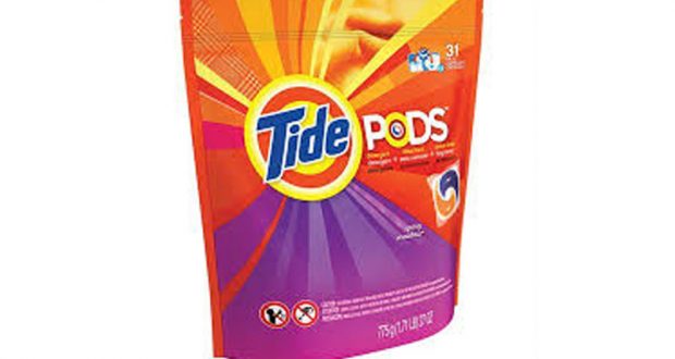 Paquet de 13 capsules Tide Pods à 99¢