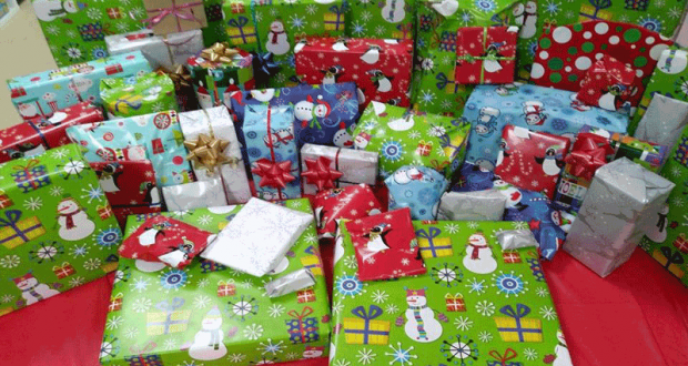 Boîte cadeaux de plus de 70 cadeaux