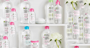 Un ensemble de produits Micellar & SkinActive