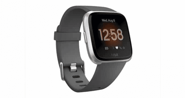 Une Montre Fitbit Versa Lite