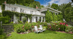 Week-end de rêve au Manoir Hovey de North Hatley (Valeur de 2 000 $)