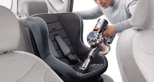 Un aspirateur sans fil Dyson V7 Trigger