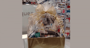 Un panier cadeaux Uniprix de 500$