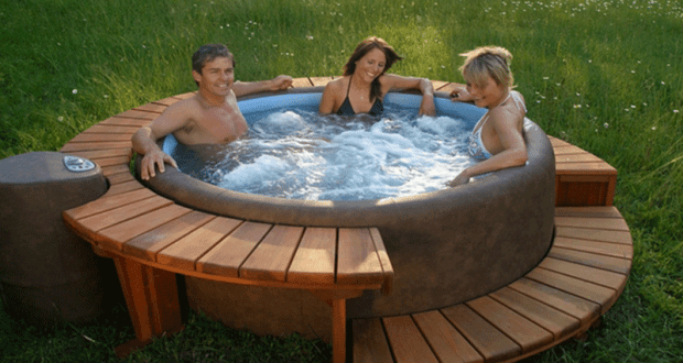 Gagnez un jacuzzi 220 offert par Softub Canada