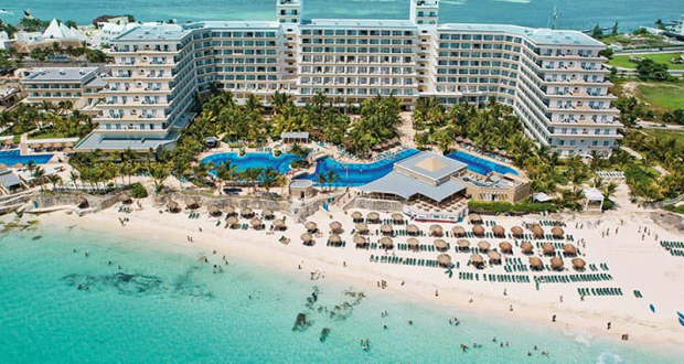 Voyage tout inclus de 7 nuitées pour deux au luxueux Riu Cancun