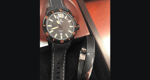 Un magnifique bracelet et une montre de 250$