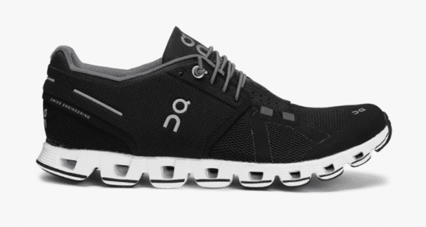 Une paire de chaussures ON Running CLOUD