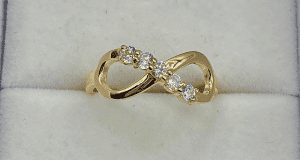 Gagnez Une magnifique bague infini en or jaune 10k