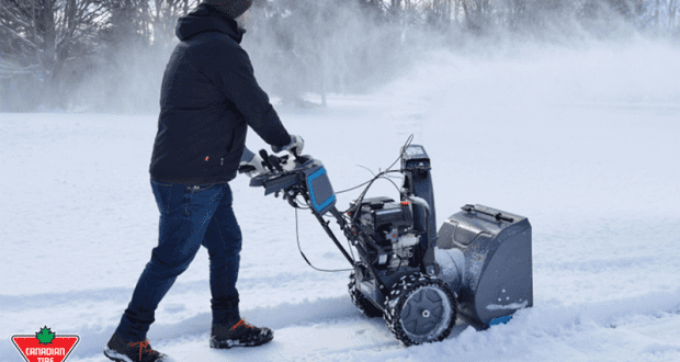 Gagnez une Souffleuse à essence à 2 phases Yardworks