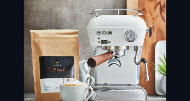 Gagnez Une machine à espresso et un an de café (Valeur de 2058 $)