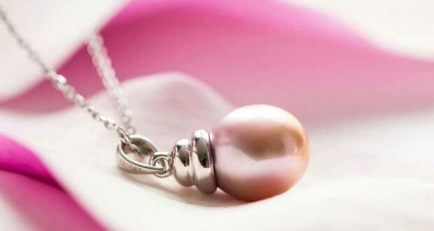 Remportez Un collier de perle d’eau douce rose