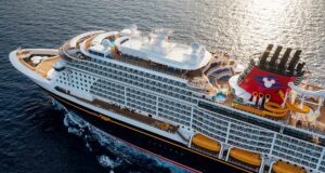 Gagnez un forfait vacances pour 4 personnes de 15041 $